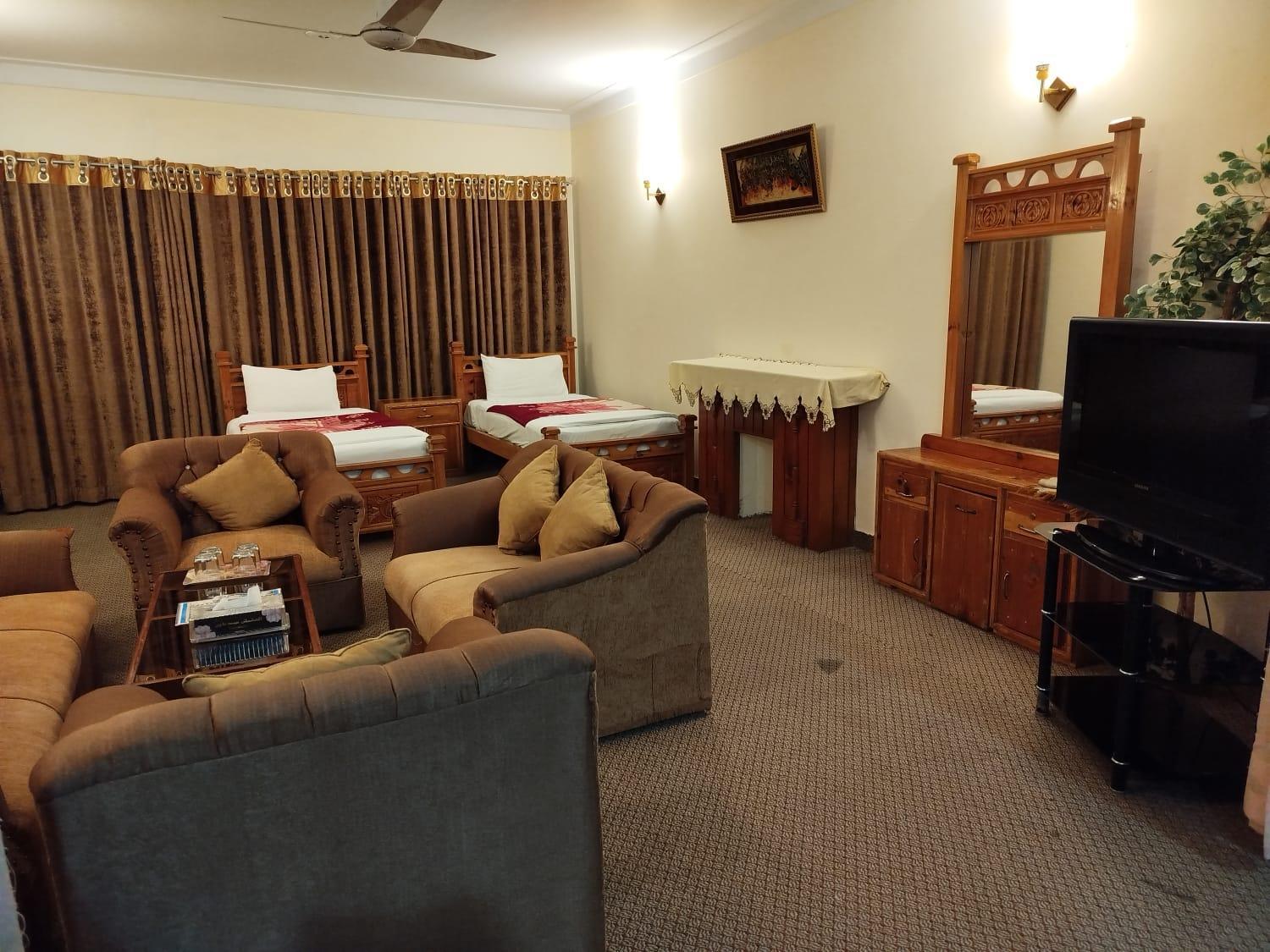 Alaf Laila Guest House Abbottabad Buitenkant foto